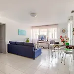 דירה Quiet - Les Maraichers - Terrace - Private Garage *