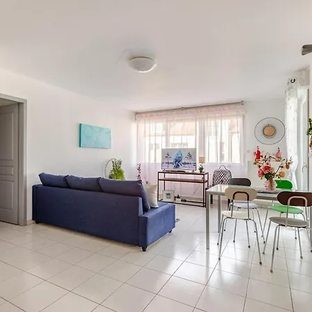 Appartement Quiet - Les Maraîchers - Terrace - Private Garage *