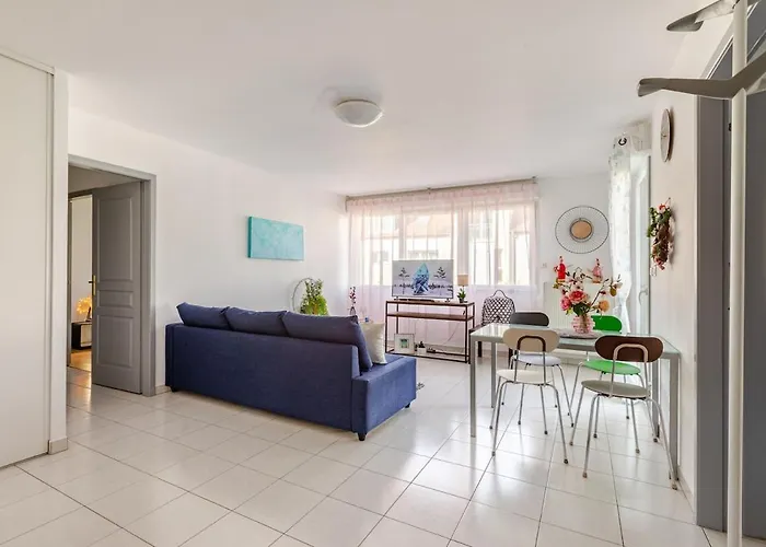 Appartement Quiet - Les Maraîchers - Terrace - Private Garage *