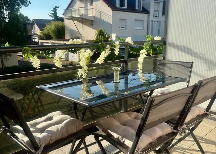 Appartement Quiet - Les Maraîchers - Terrace - Private Garage Colmar